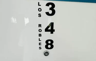 LOS ROBLES 348 FUNES