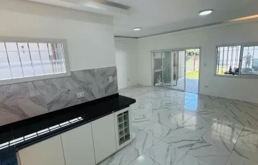 LOS ROBLES 348 FUNES