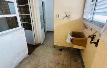 ENTRE RIOS 1426 PISO 6  EXCLUSIVO 3 DORMITORIOS MAS DEPENDENCIA.